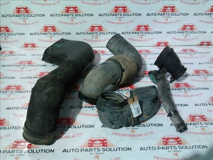 tubulatura admisie hyundai tucson 2.0 d an fabr. 2008