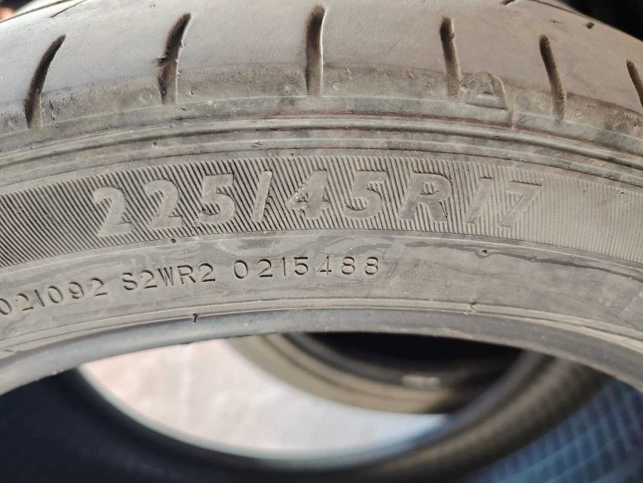 Автошины 225/45R17