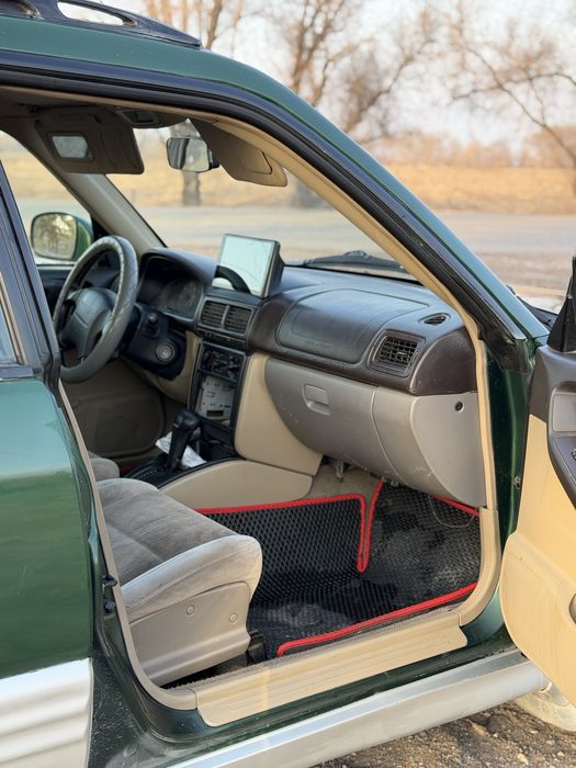 Subaru forester 2002 год