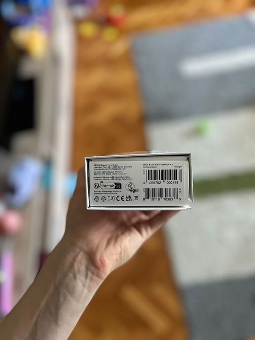 Aparat masaj contur ochi GESKE Warm & Cool Eye Energizer 6 în 1 - Ca nou