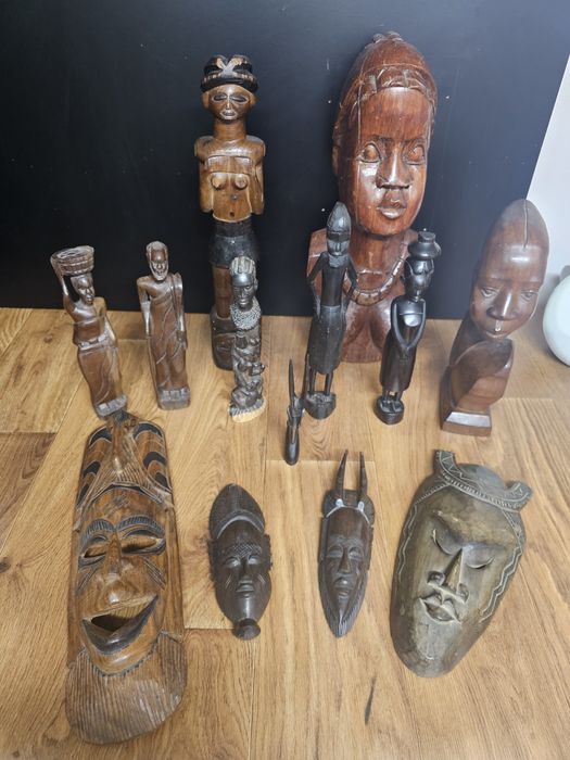 Африкански дървени фигури