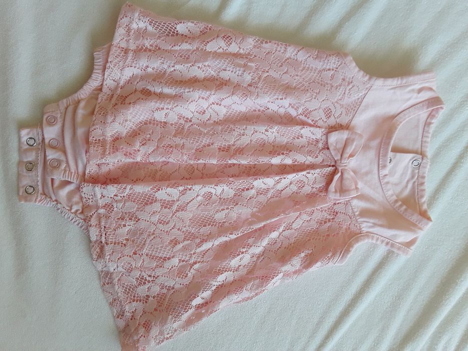 Бебешки комплект дрехи + подарък