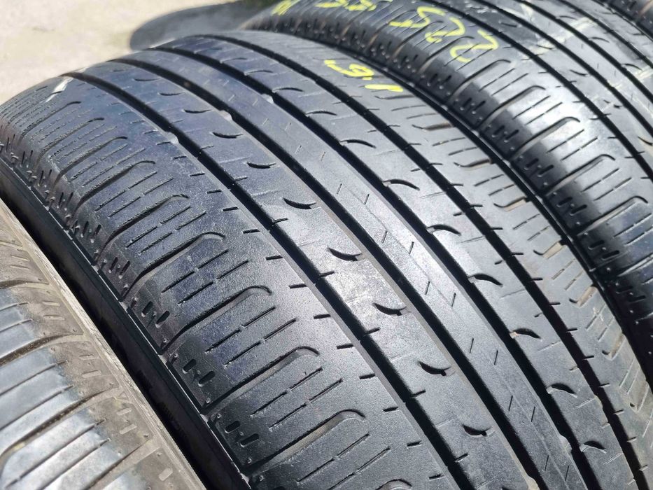 225/55 R19 • Vara • GoodYear EfficientGrip 4x4 99V | 4 buc | Pret/buc