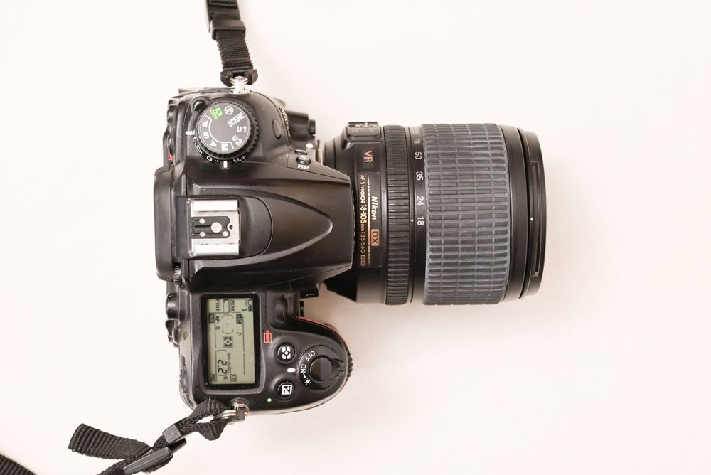 Nikon d7000 + 18-105 vr