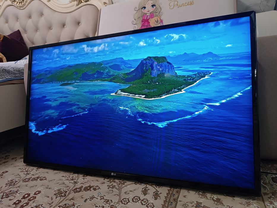 Телевизор LG 2021 Смарт ТВ 43".