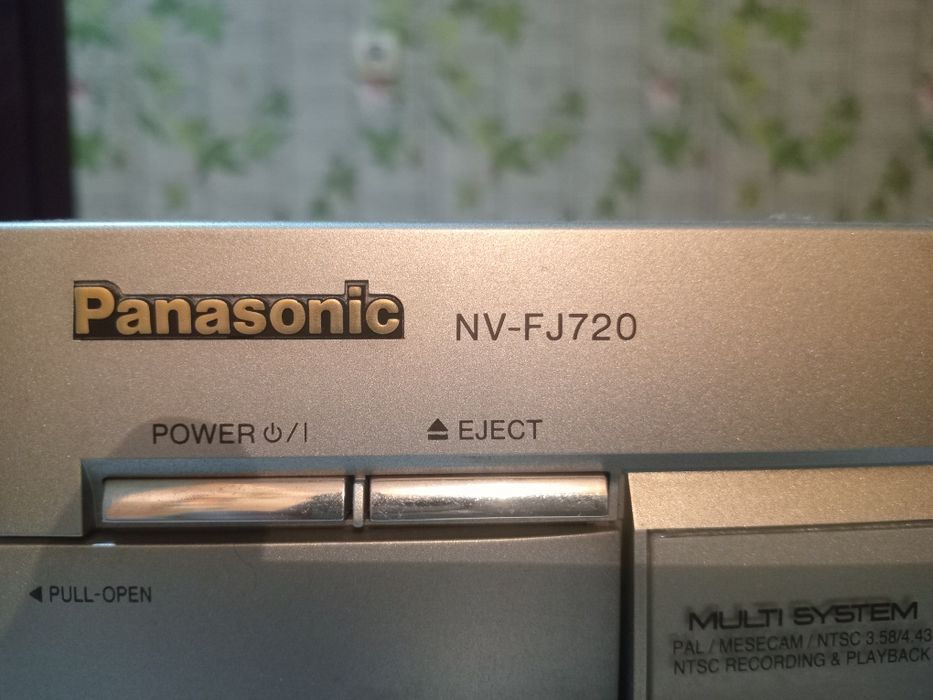 Стерео Видеомагнитофон панасоник япония