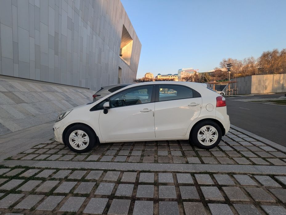 KIA Rio 1,4 AT 2014