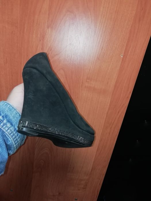 Батильоны и туфли 4000тг