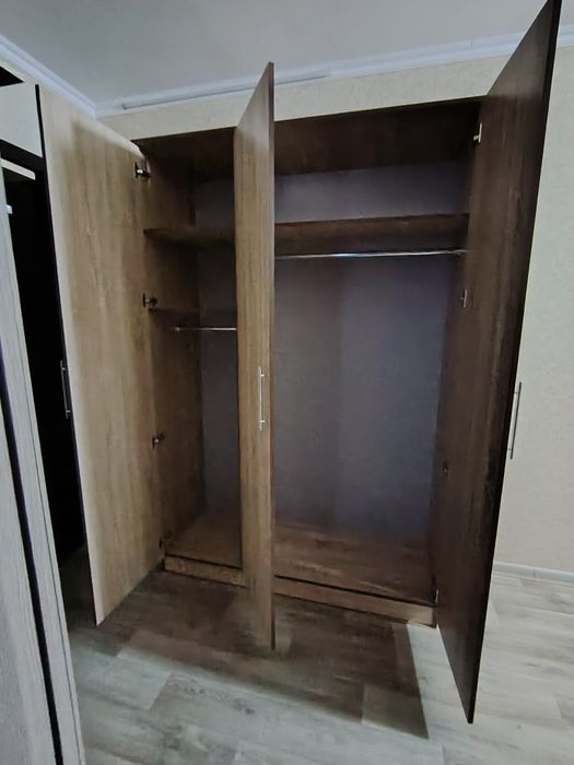Продам шкаф в отличном состоянии.