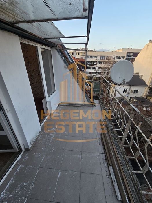 Продава се Тристаен апартамент в Варна, Централна поща - 65 кв.м за 981 €/кв.м - Снимка #11