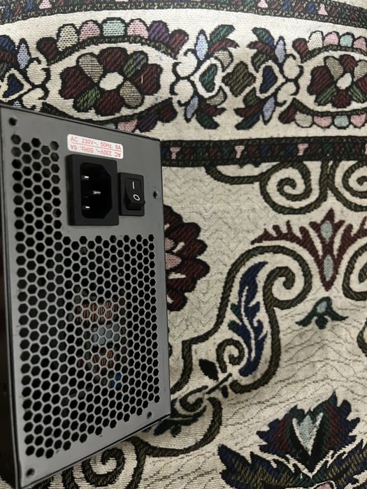 Блок питания HuntKey 600w