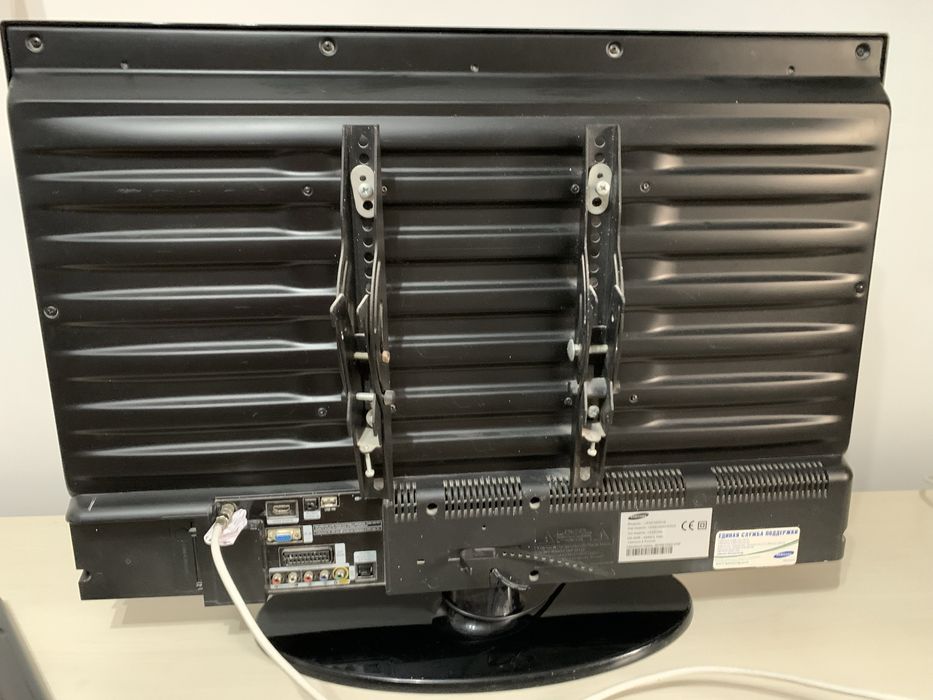 Продам б/у телевизор Samsung