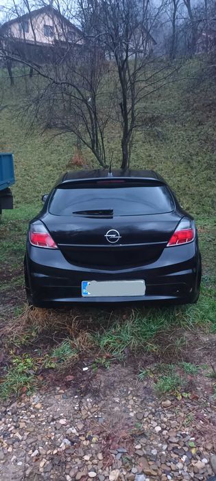 Opel astra gtc 1.6 benzină, schimb cu atv