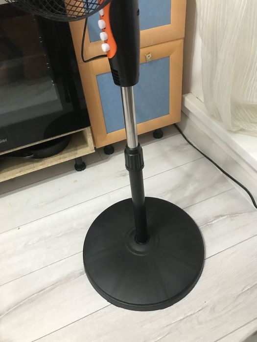 Вентилятор напольный новый