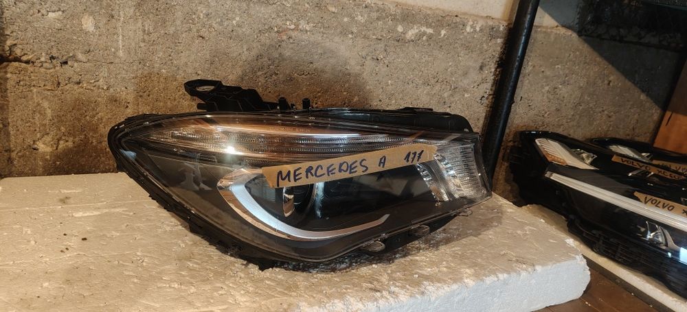 Оригинален фар за Мерцедес W176 a class