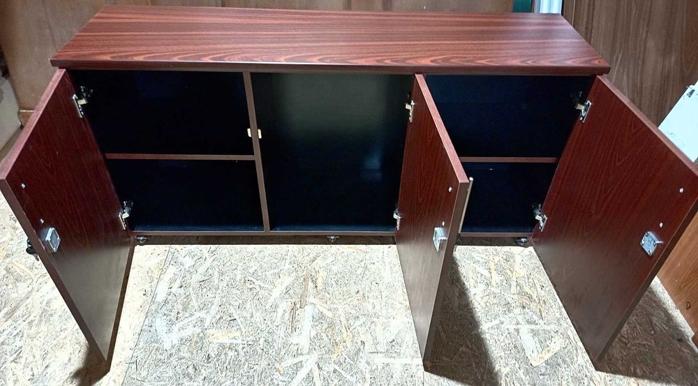 Comoda cu 3 usi si cheie; Mic Dulap cu rafturi pentru birou