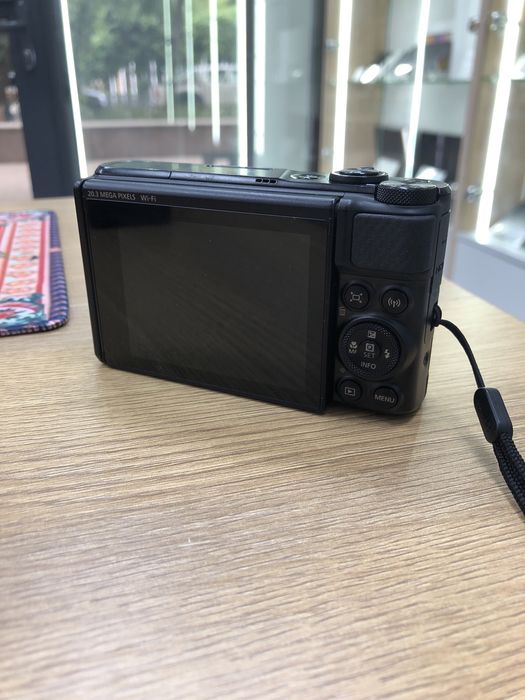 Canon PowerShot SX740 HS (p25)