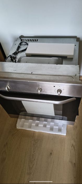 Cuptor BEKO incastrabil