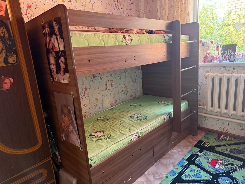 Продам 2-х ярусную кровать