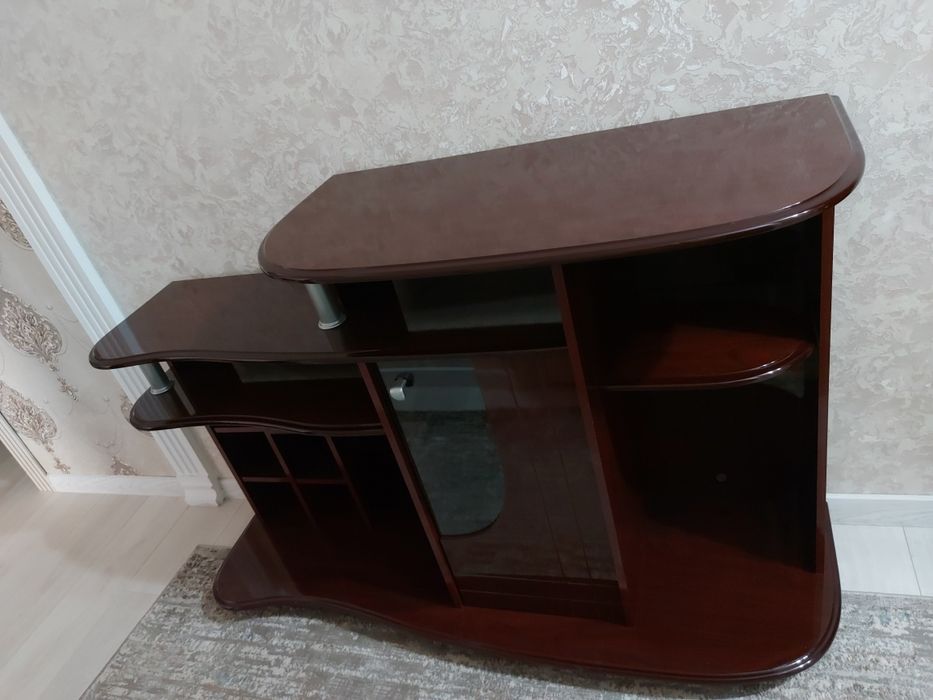 Продается подставка под телевизор