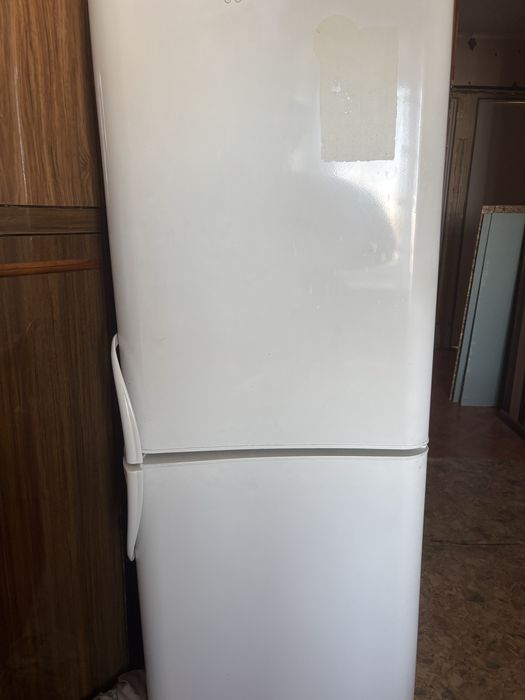 Продам холодильник б/у