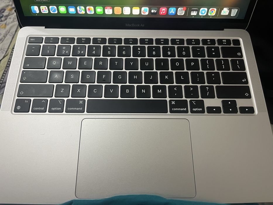 Macbook eir 512 167sitkl