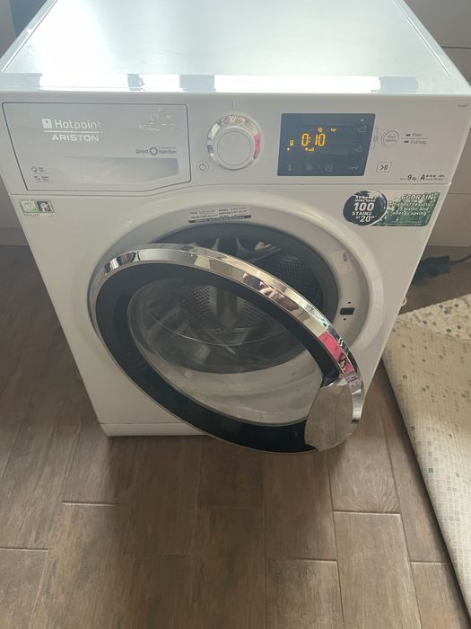 Пералня Hotpoint Aristone 9кг