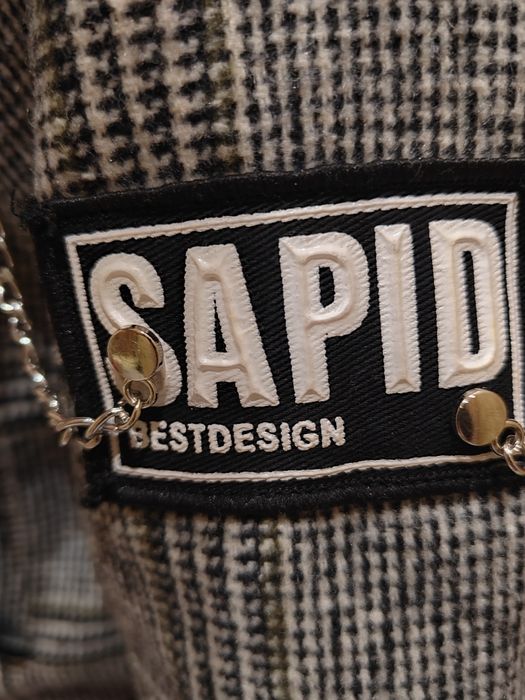 Куртка на девочку весна