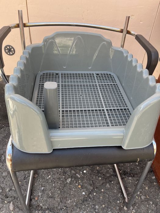 Горшок для собаки(кабель)со столбиком