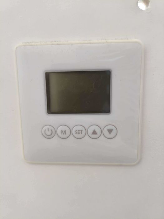 Panou radiant electric infrarosu