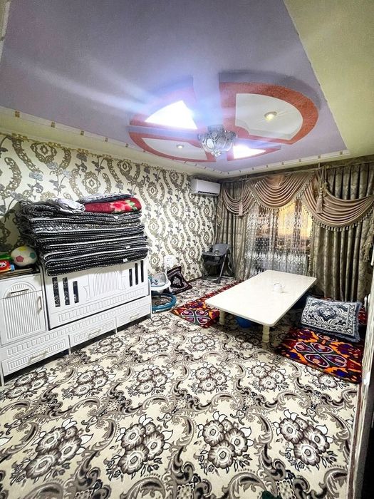 Срочно продам 2 ком кв на 1 етоже