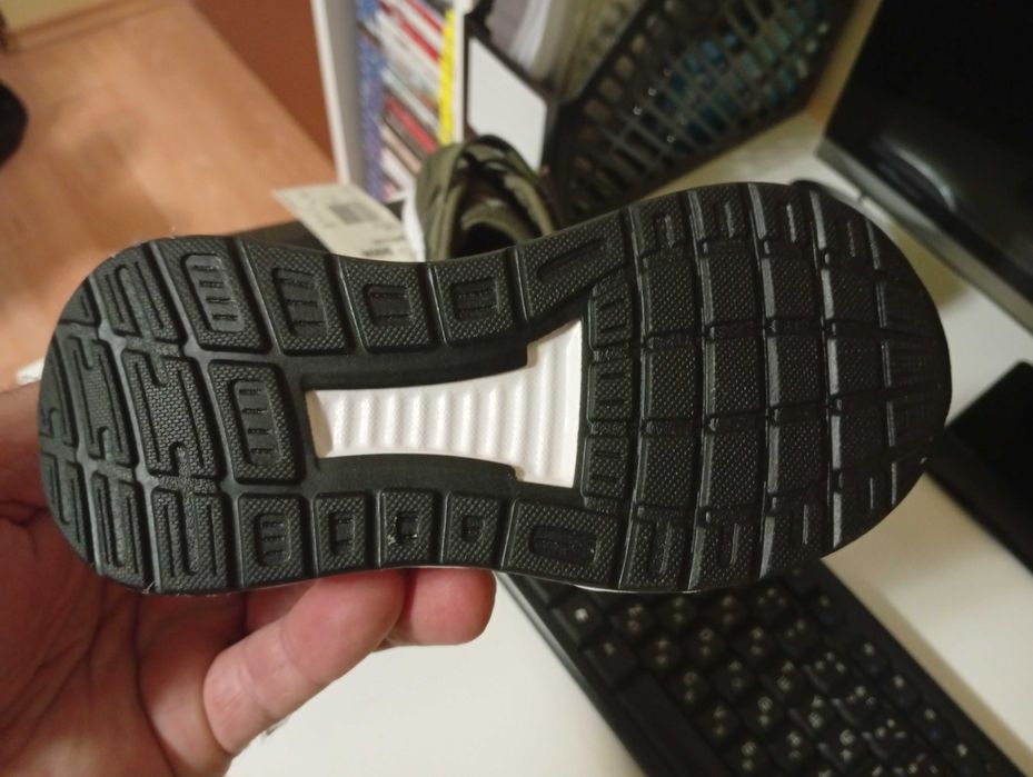 Нови 24 номер(стелка 15,5) Adidas Адидас детски маратонки