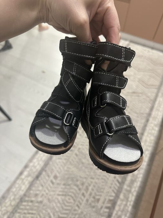 Ортопедический обувь