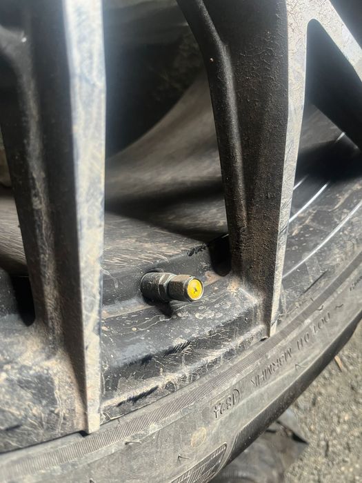 Продам диски с летней резиной