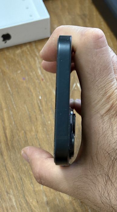 Vand iPhone 14 Plus, 87% baterie