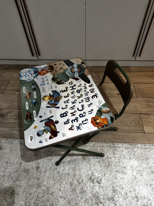 Столик со стульчиком