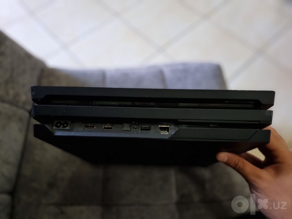 PlayStation 4 Pro 1 ТБ