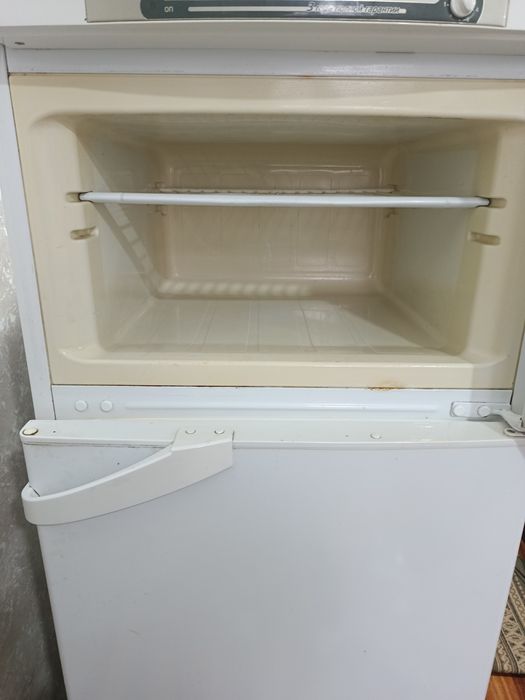 Рабочий холодильник