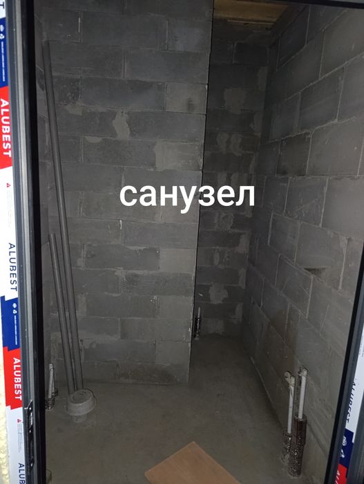 Uy sotiladi Toshkent viloyati karobka holatda