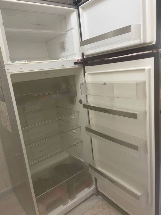 Продаю холодильник  Siemens в хорошем состоянии.