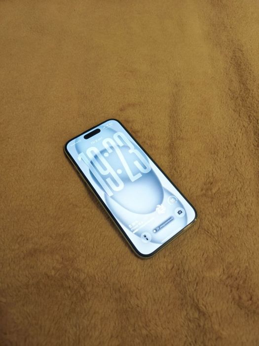 iPhone 15, в хорошем состоянии