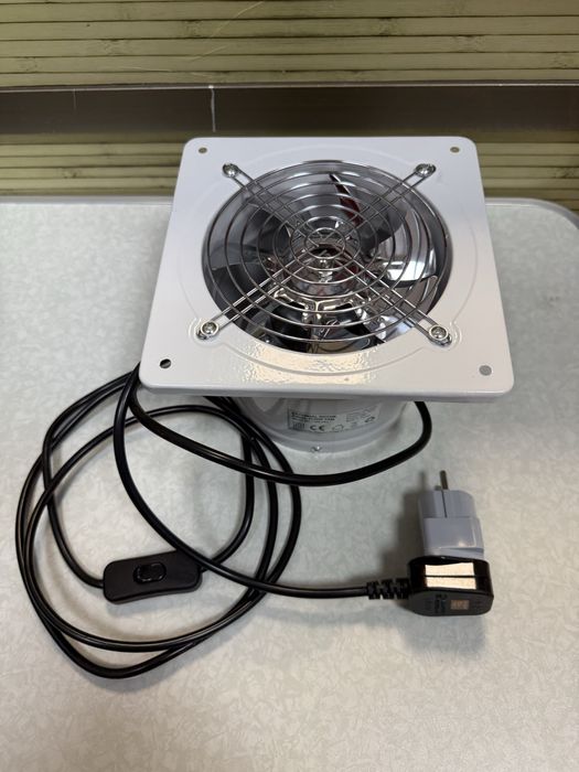 Безшумен изпускателен вентилатор за кухня