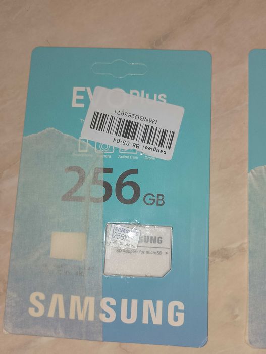 SD карта 256GB Samsung нови 2бр