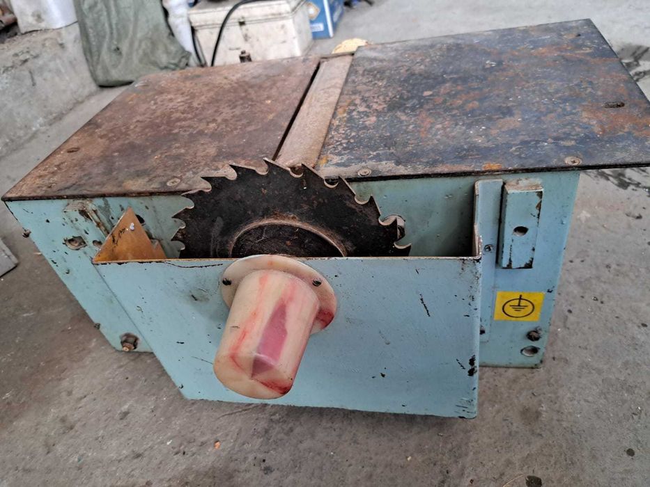 Станок деревообрабатывающий фуговочно-пильный снфп