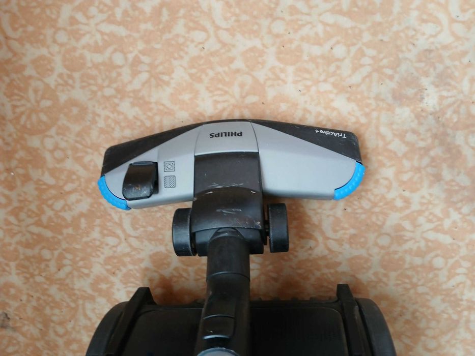 Продавам прахосмукачка PHILIPS POWERPRO 7000 SERIES