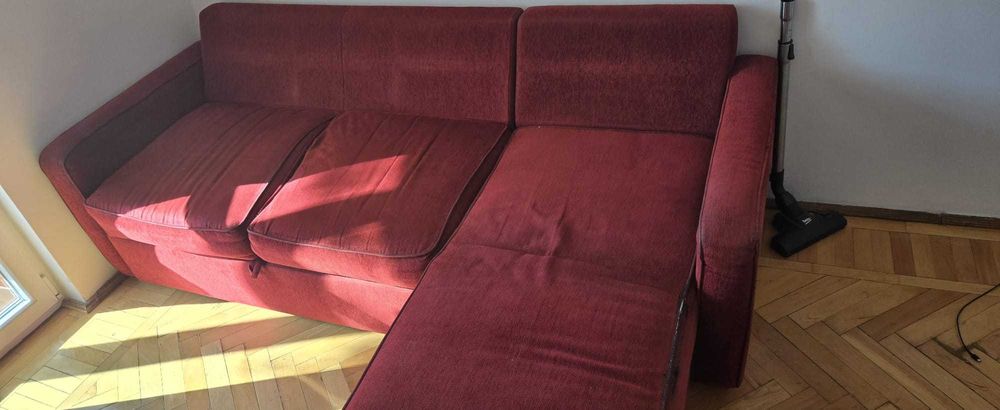 Vand Mobila, pat si dressing din acelasi set (negociabil)