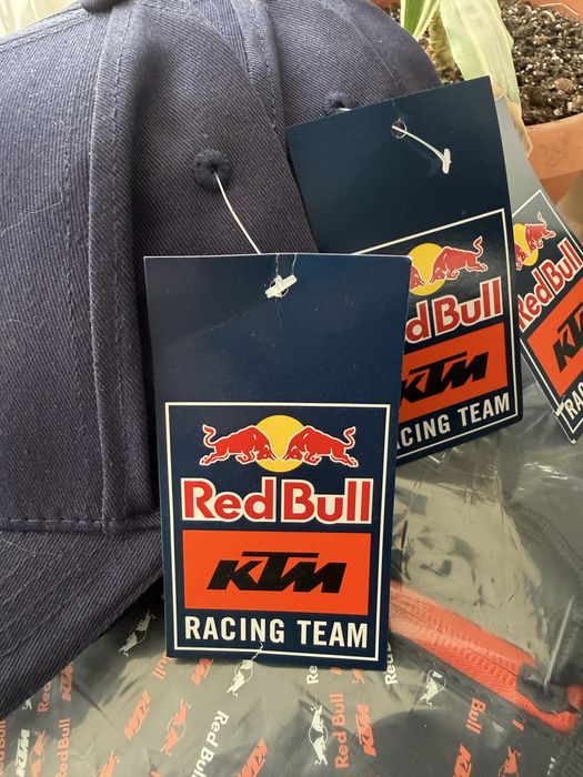Sapca originala ktm red bull noua