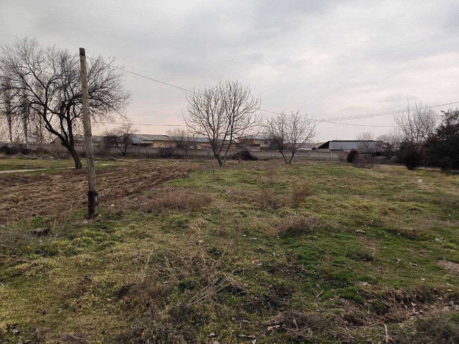 Sotiladi qoziqorin-ishlab chiqarish, ombor 1800 m2 yoki qurilish uchun