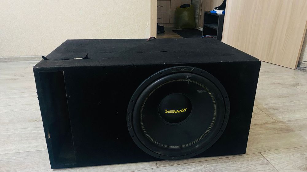 Продам сабуфер в хорошем состоянии