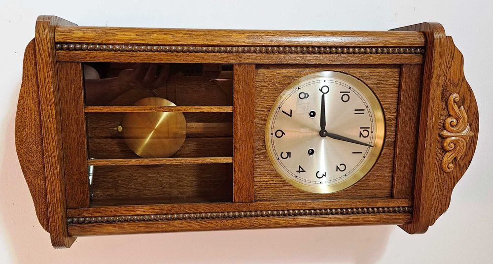 Ceas de perete cu pendul Hermle anii 80